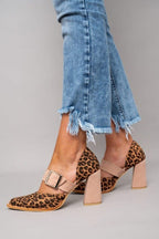 Zapatos de tacón grueso con estampado de leopardo