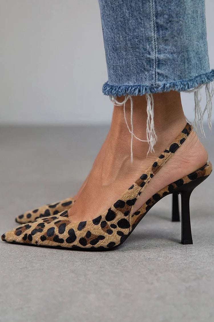 Zapatos de tacón con estampado de leopardo