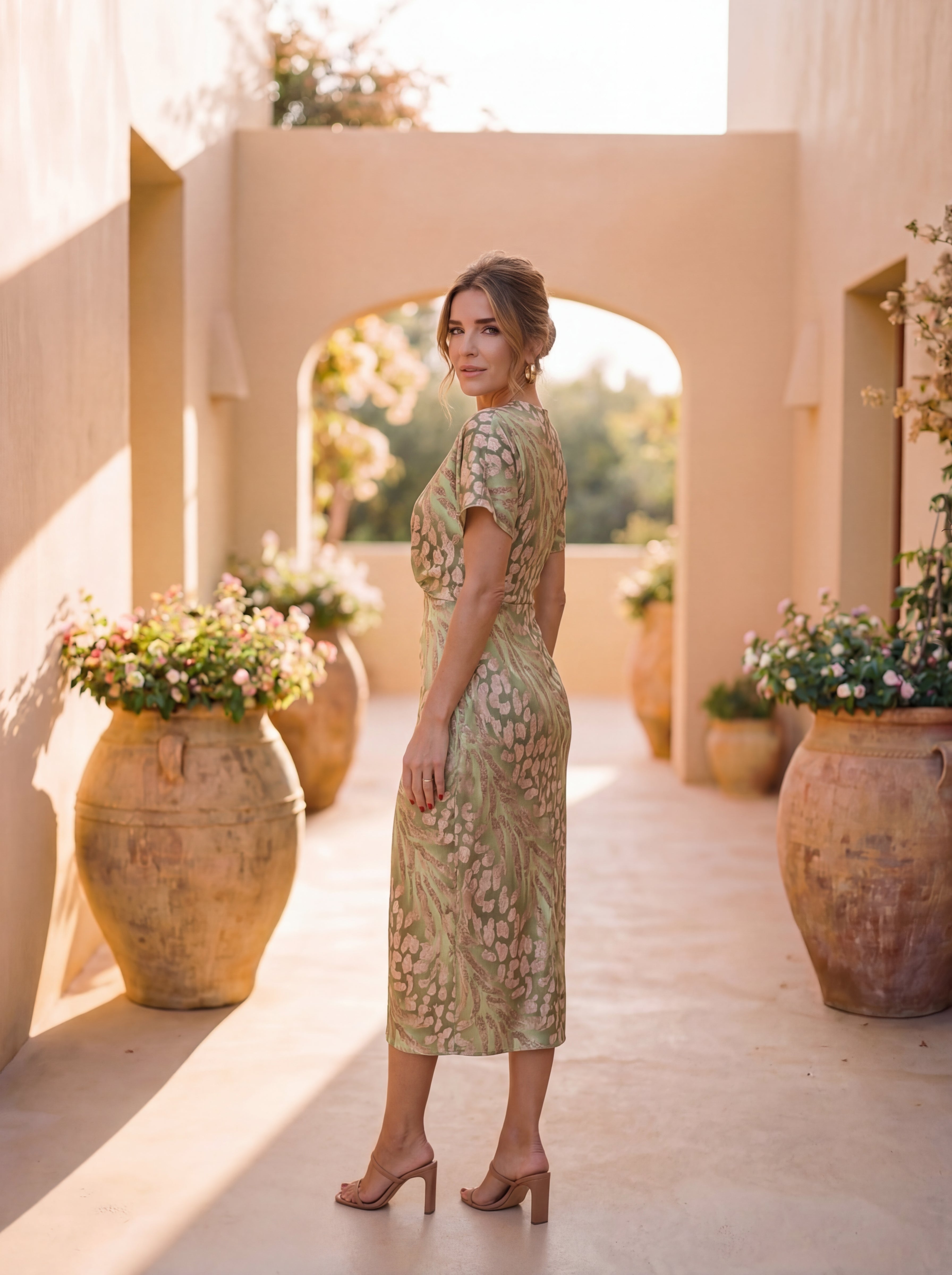 Vestido elegante de tejido ligero