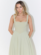 Julia | Vestido Básico