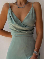Julia | Vestido Escote Cruzado Sofisticado