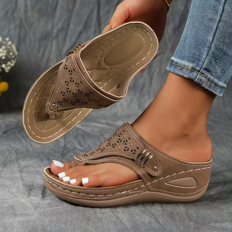 Sandalias con cuña