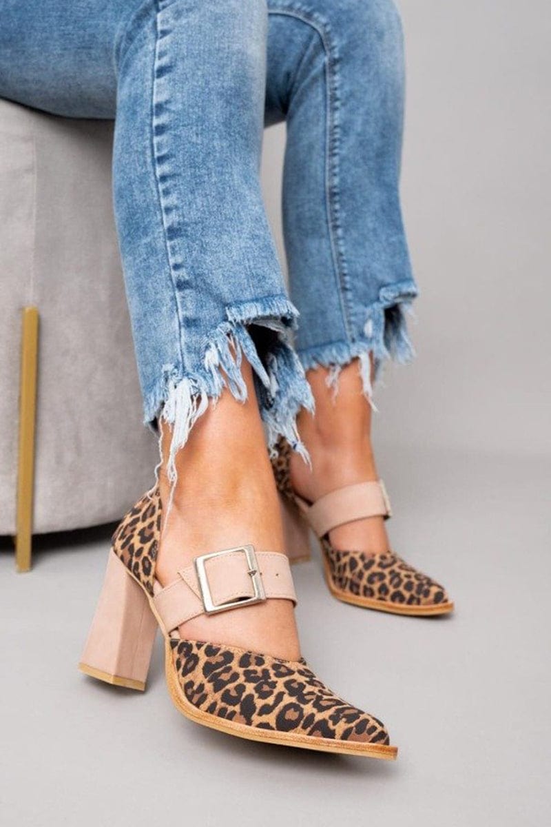 Zapatos de tacón grueso con estampado de leopardo