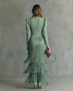 Clara | Vestido elegante con flecos
